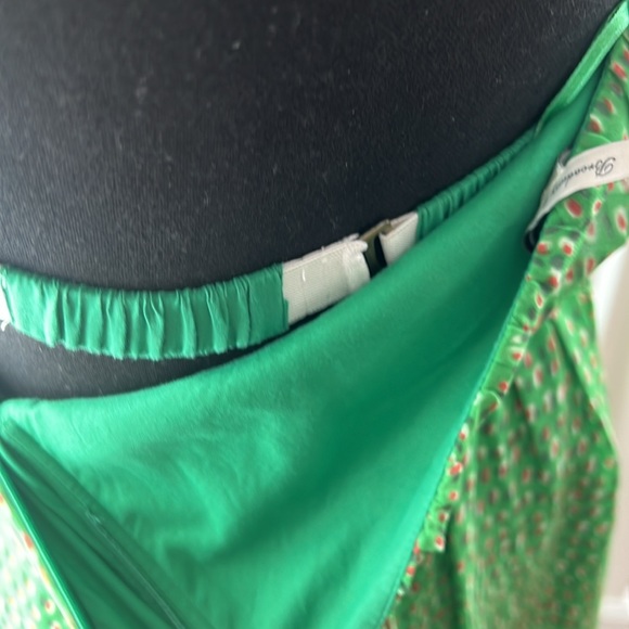 Broadway & Broome Green Strapless Dress - size 4 - Picture 7 of 9